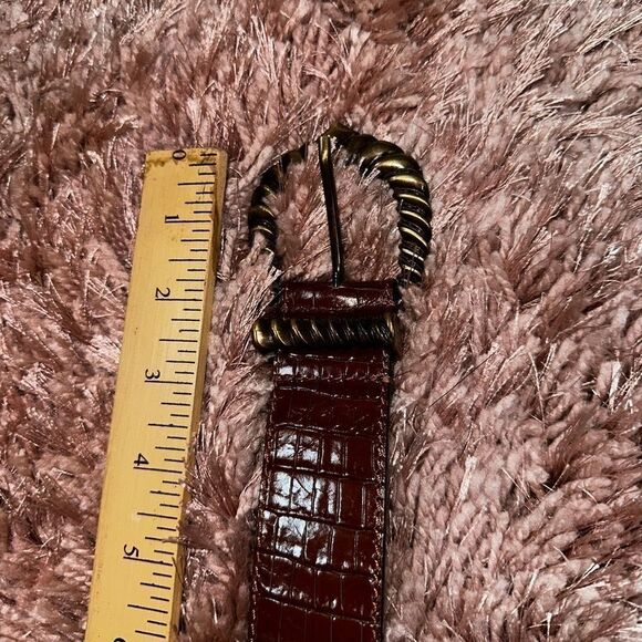 Donald J Pliner leather croc belt with bronze twist ornate buckle sz L main image 10